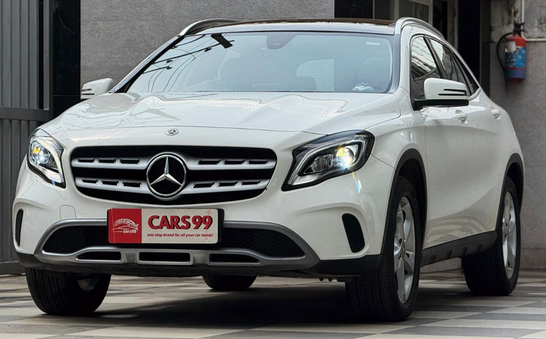 2020 Mercedes-Benz GLA 200 CGI Sports – Sunroof (Petrol)