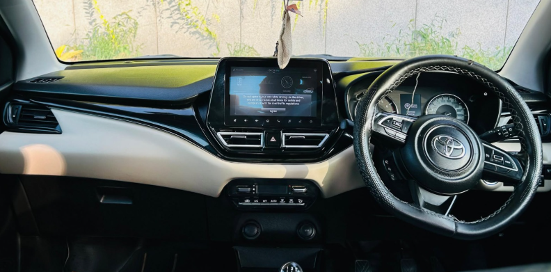 2022 Toyota Glanza v