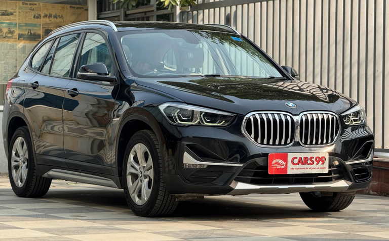 2022 BMW X1 S-Drive | Panoramic Sunroof | Petrol