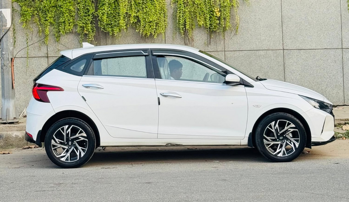 2022 HYUNDAI i20 sports